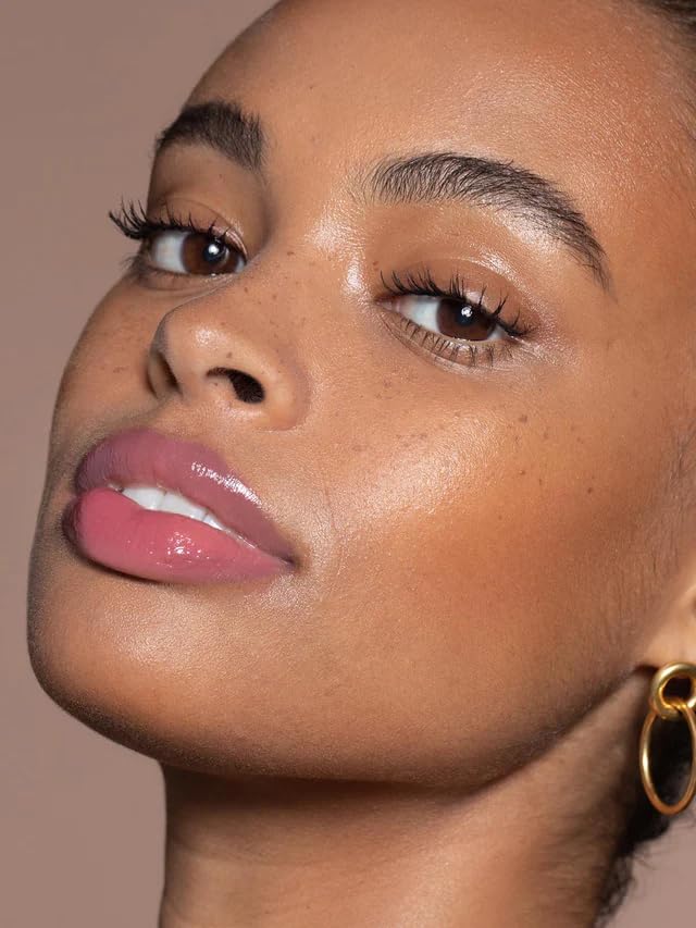 ILIA - Balmy Gloss Tinted Lip Oil | Smoothing Lip Color, Never Sticky | Hydrate, Plump + Moisturize with Hyaluronic Acid | Vegan, Cruelty + Gluten-Free (Linger, 0.14 fl oz | 4.3 ml)