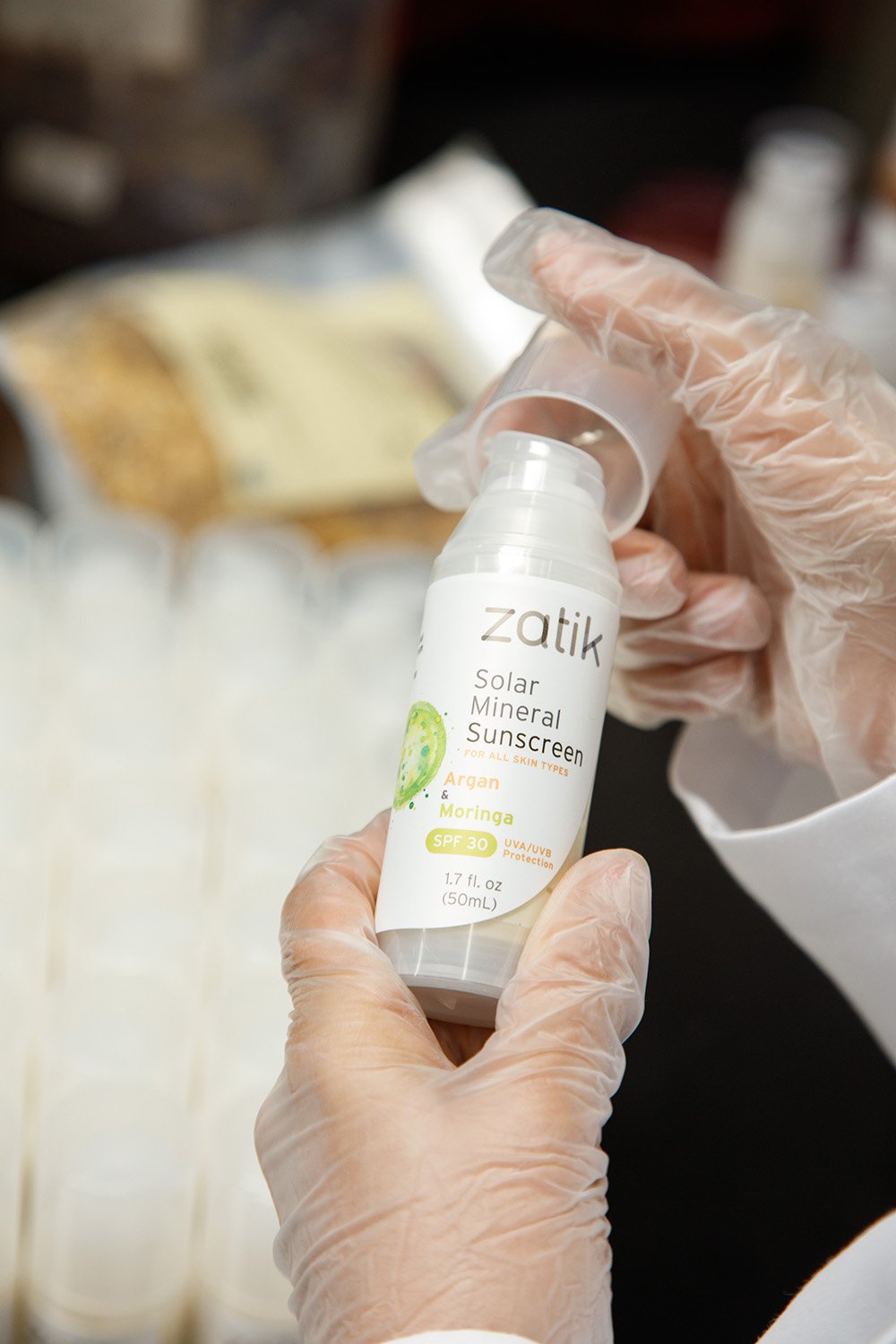 Zatik Naturals - Solar Mineral Sunscreen with Argan and Moringa, Vitamin and Mineral-Based Solar Protection, Vegan, Non-GMO, pH Balanced, FREE from Gluten, Soy, Alcohol. 1.7 fl oz, 50 ml