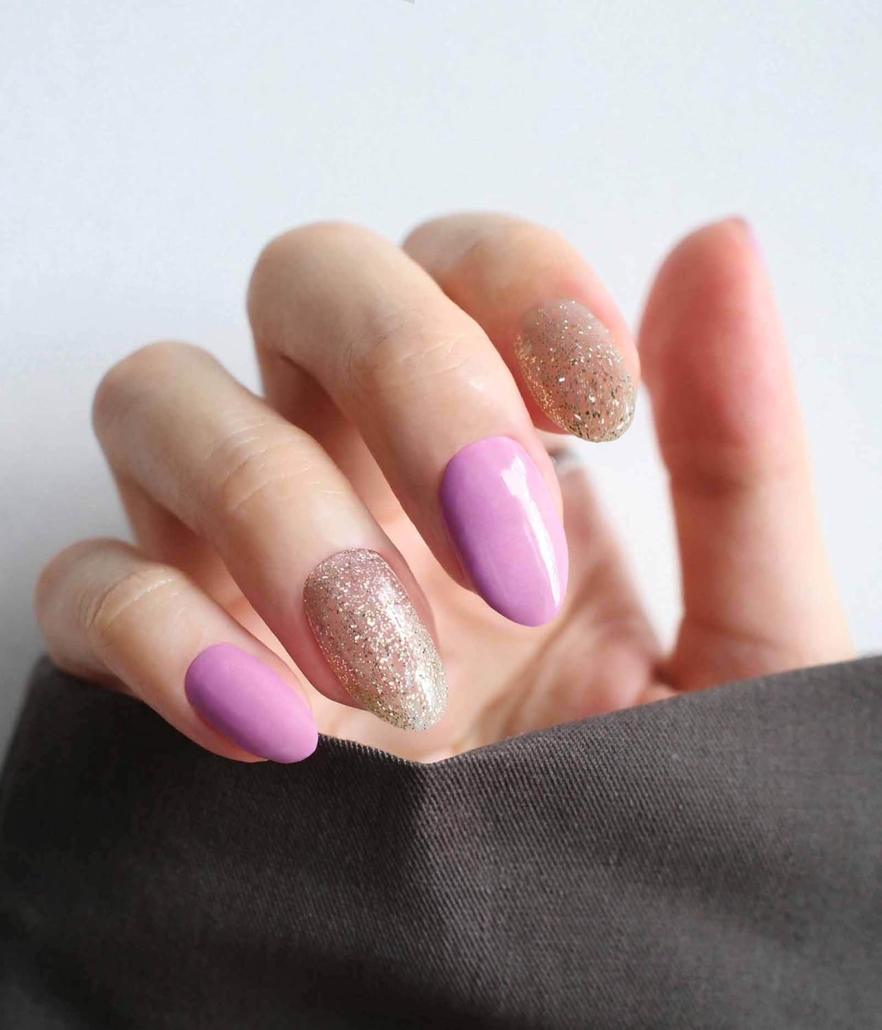 Nail Polish Strips - 22 Pcs Salon Quality Gel Nail Stickers - Long Lasting Wraps (Berry Gold Glitter)