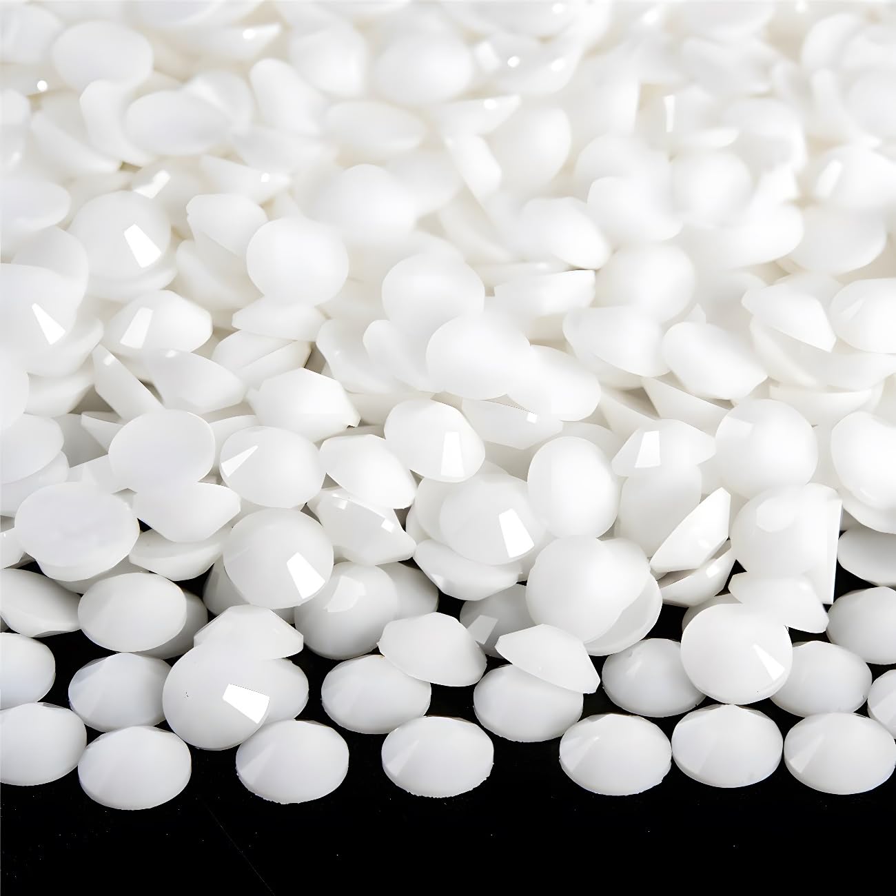 Flatback Rhinestones Round Gems for Nails Art and Crafts 1250Pcs SS20 5mm Glitter Crystals Stone DIY Bags Clothes Shoes (Pure White)