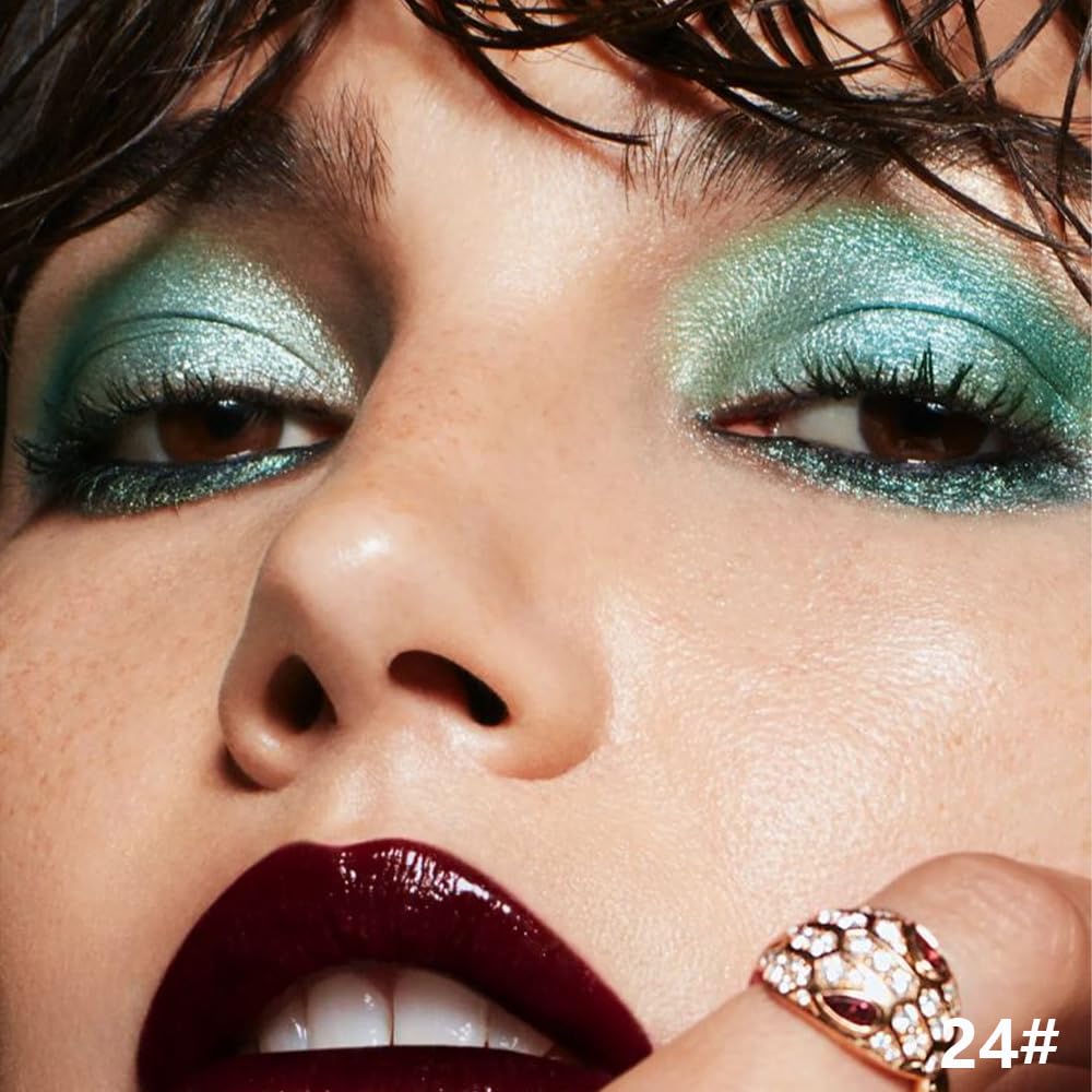 Cyan Green Shimmer Cream Eye Shadow Stick Makeup for Women, Cyan Green Shimmer Matte Eye Shadow Brightener Stick for Eyes, Waterproof Eyeshadow Pencil Applicator Blendable for Eye Highlight 24