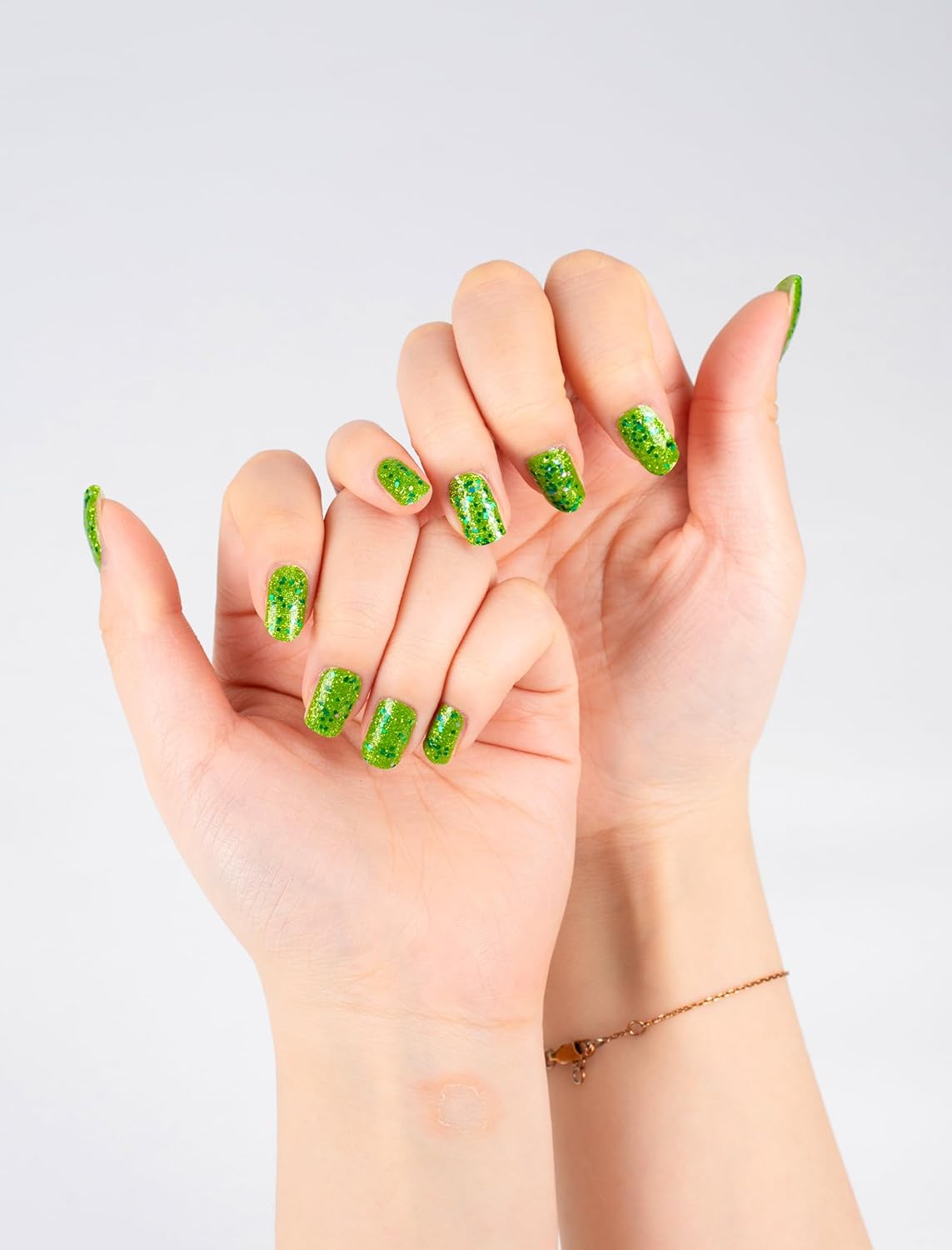 48 Pcs No UV Light Needed Self-Adhesive Semi Cured Stick on Nail Polish Strips, Gel Nail Art Design Stickers Wraps for Women with Nail Files (Green)(Green)