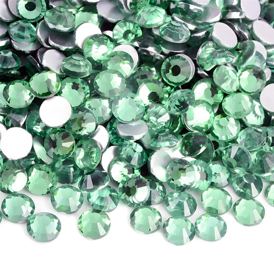 Flatback Rhinestones Round Gems for Nails Art and Crafts 620Pcs SS30 6mm Glitter Crystals Stone DIY Bags Clothes Shoes (Green)