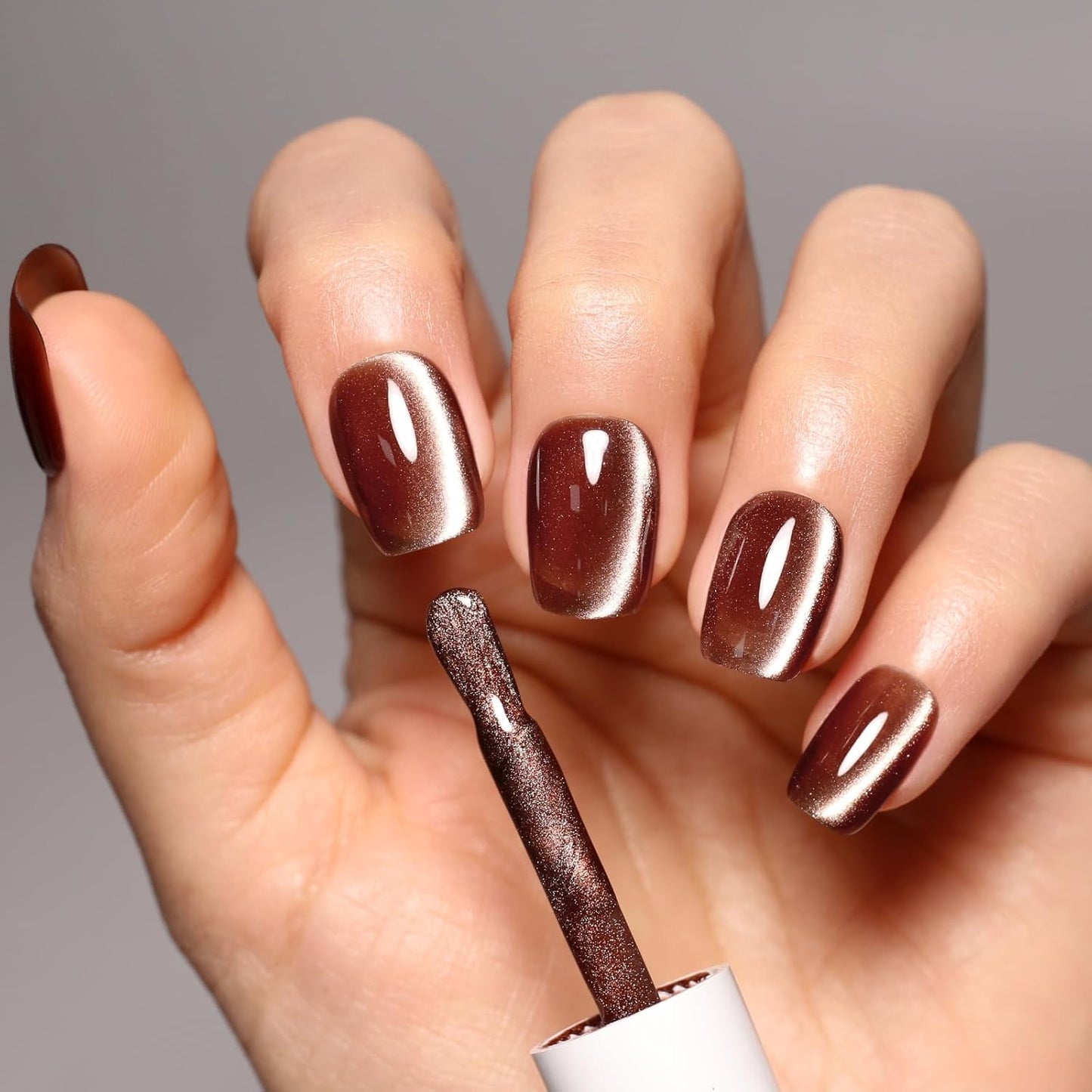 Imtiti Brown Cat Eye Gel Nail Polish, 0.5fl oz Holographic 9D Cat Eyes Glitter Magnetic Gel Polish UV Gel Nail Polish with Magnetic Stick for Nail Salon