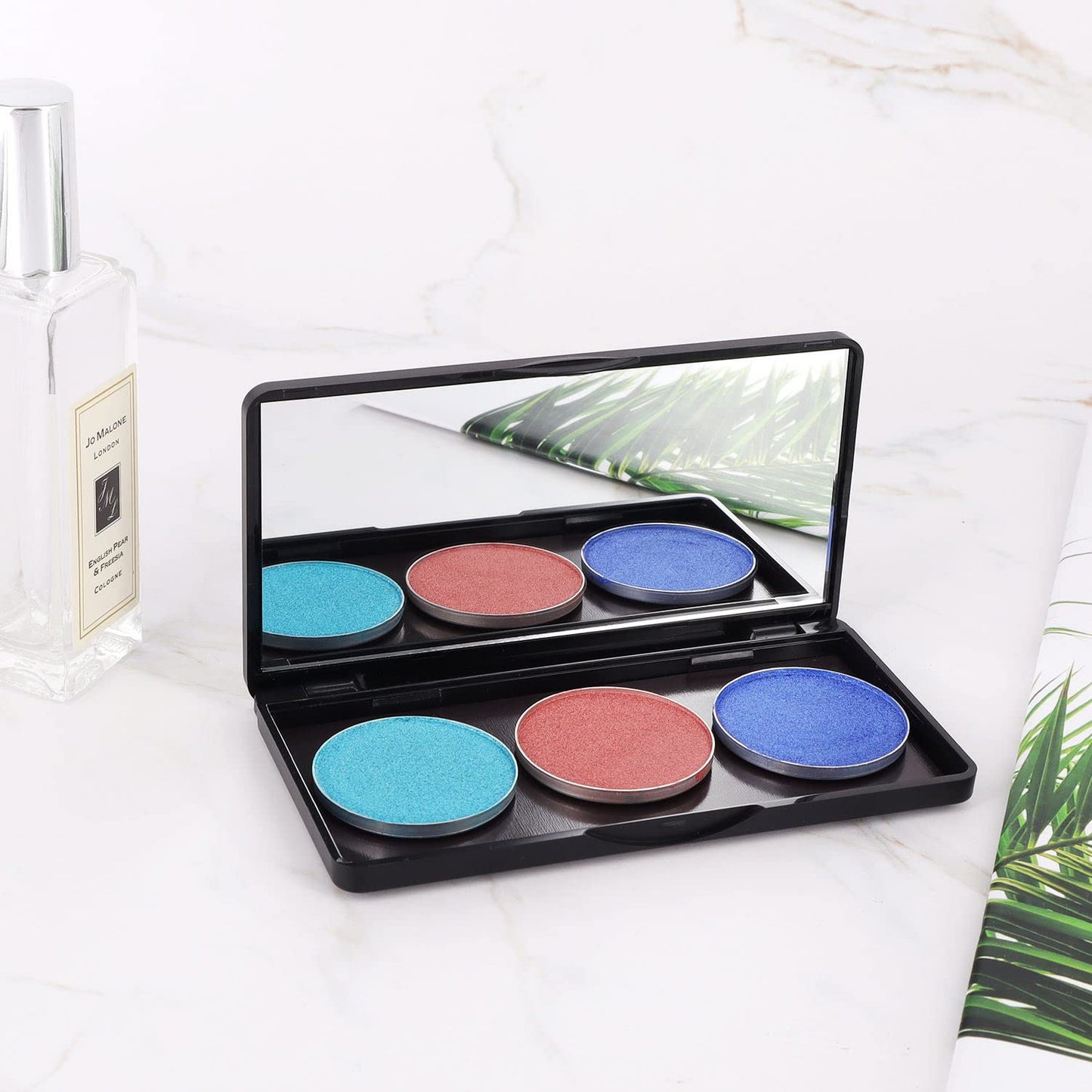 5 Pack Magnetic Makeup Palette with Mirror, Empty Eyeshadow Palette Cosmetics Dispensing Storage Box for DIY Eyeshadow Lipstick Blush Powder Foundation