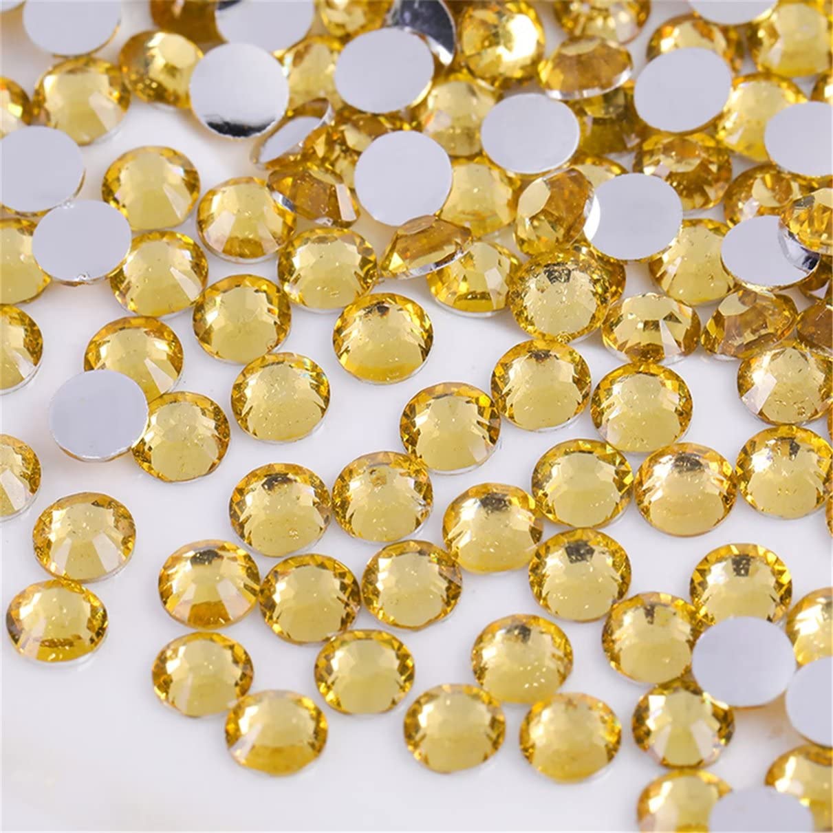 1000 Pieces SS20 5mm Flatback Rhinestones Clear Glass Round Gems Crystals for Nail Art DIY Crafts Clothes Shoes Bags （Crystal Yellow）