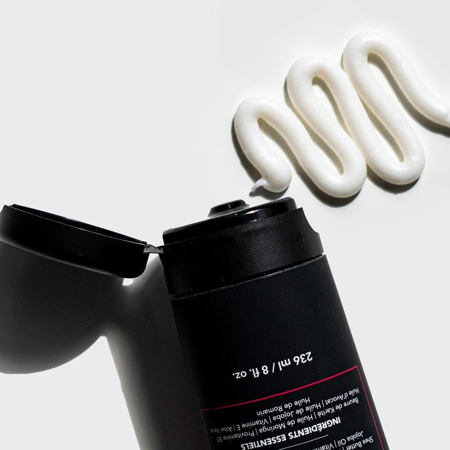 Love Ur Curls - Deep Conditioner & Repair, Moisturizing Treatment, Repairs Dry, Damaged Hair, for all Hair Types, Vegan, 236mL