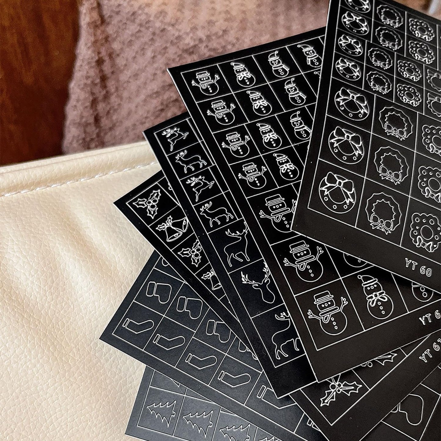 Christmas Airbrush Stencils Nail Sticker, Snowman Mistletoe Xmas Tree Nail Art Stickers Nail Stencils Decals, Holiday Design Winter Nail Guides Decal for Women Decoration DIY Tools 9Pcs