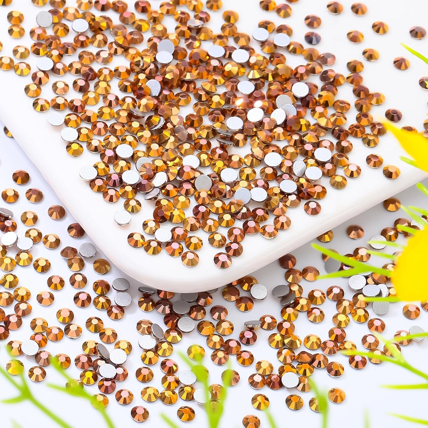 Gold Flatback Rhinestones, Glass Rhinestones for Nail Art and Craft, Glue Fix, Loose Crystal Gemstones(Gold, SS8, 1440pcs, 2.3-2.5mm)