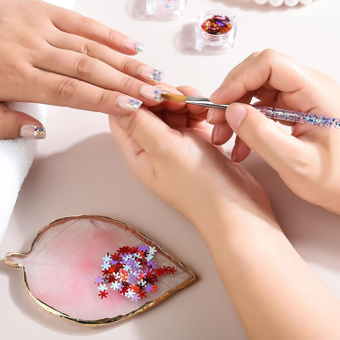 2 Pieces Nail Art Palettes Nail Polish Palette Mixing Palette Makeup Plate Nail Plates for Nail Art Nail Tip Holder Nail Art Display